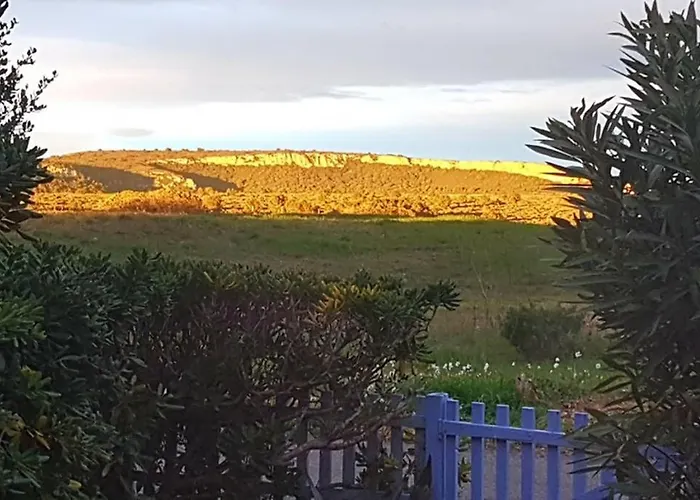 Cros Et Piscine Saint-Pierre-la-Mer (Aude)