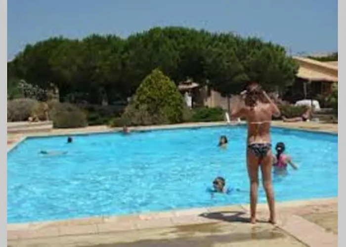 Tatil Evi Cros Et Piscine Saint-Pierre-la-Mer (Aude)
